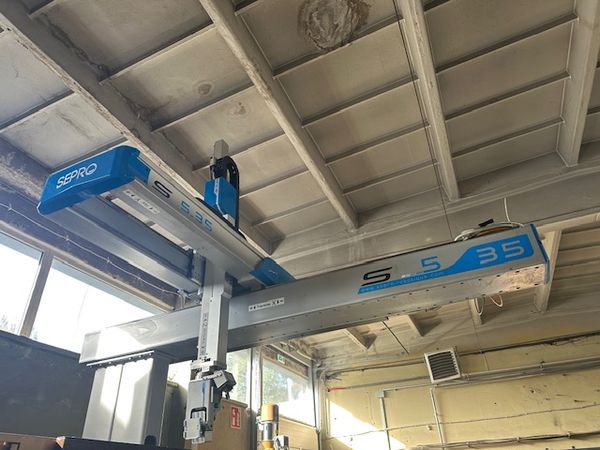 Krauss-Maffei-wtryskarka-używana-Szczeppol-Łódź-Polska