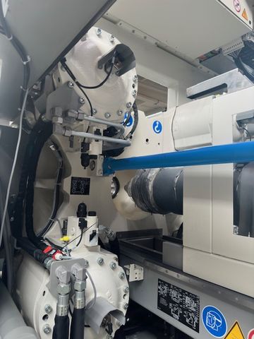 Krauss-Maffei-wtryskarka-używana-Szczeppol-Łódź-Polska