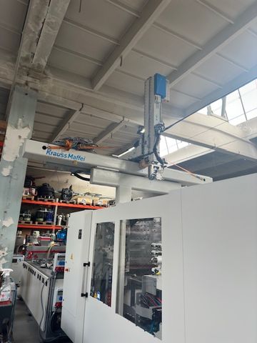 Krauss-Maffei-wtryskarka-używana-Szczeppol-Łódź-Polska