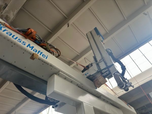 Krauss-Maffei-wtryskarka-używana-Szczeppol-Łódź-Polska