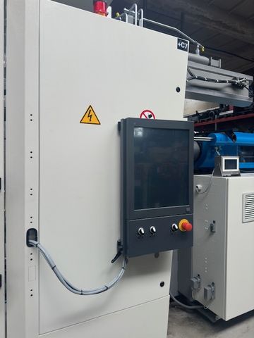 Krauss-Maffei-wtryskarka-używana-Szczeppol-Łódź-Polska