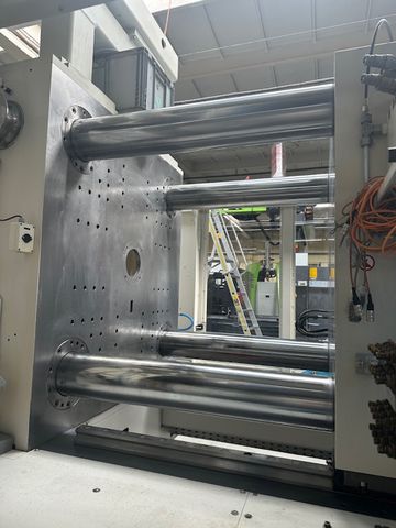 Krauss-Maffei-wtryskarka-używana-Szczeppol-Łódź-Polska