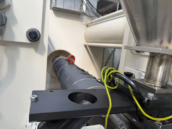 Krauss-Maffei-wtryskarka-używana-Szczeppol-Łódź-Polska