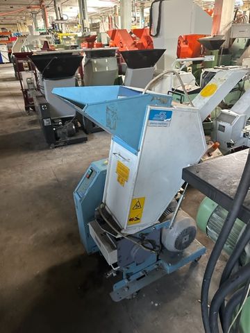 SB-Plastics-Machinery-Młyn-Szczeppol-Łódź-Polska
