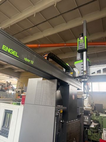 Engel-robot-Szczeppol-Łódź-Polska