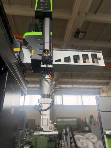 Engel-robot-Szczeppol-Łódź-Polska