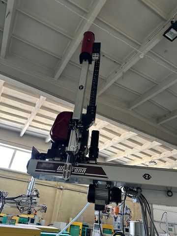 Wittmann-robot-Szczeppol-Łódź-Polska