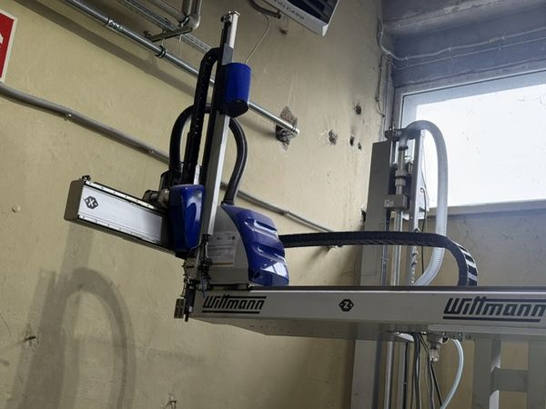 Wittmann-robot-Szczeppol-Łódź-Polska