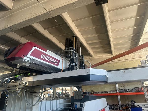 Wittmann-robot-Szczeppol-Łódź-Polska