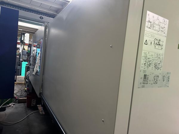 Sumitomo-Demag-wtryskarka-używana-Szczeppol-Łódź-Polska