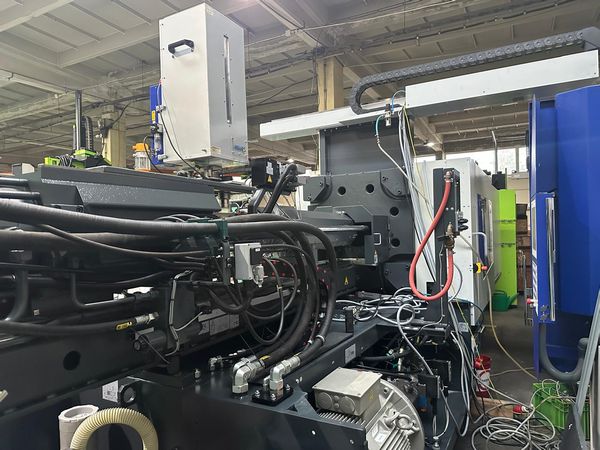 Sumitomo-Demag-wtryskarka-używana-Szczeppol-Łódź-Polska