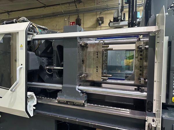 Sumitomo-Demag-wtryskarka-używana-Szczeppol-Łódź-Polska