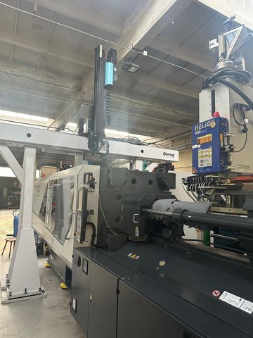 Sumitomo-Demag-wtryskarka-używana-Szczeppol-Łódź-Polska
