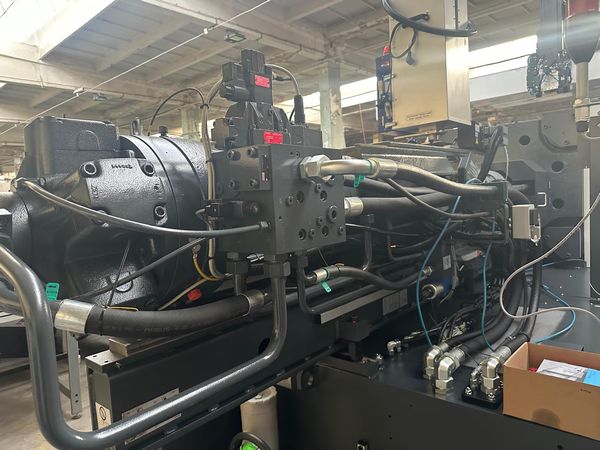 Sumitomo-Demag-wtryskarka-używana-Szczeppol-Łódź-Polska