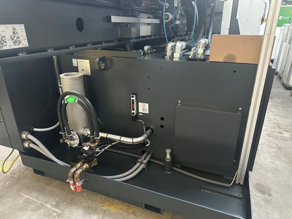 Sumitomo-Demag-wtryskarka-używana-Szczeppol-Łódź-Polska