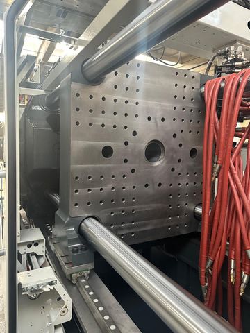 Sumitomo-Demag-wtryskarka-używana-Szczeppol-Łódź-Polska