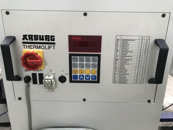 Arburg-Thermolift-100-suszarnia-Szczeppol-Łódź-Polska