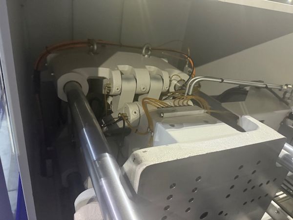 Wittmann-Battenfeld-EcoPower-wtryskarka-używana-Szczeppol-Łódź-Polska