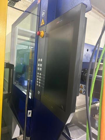 Wittmann-Battenfeld-EcoPower-wtryskarka-używana-Szczeppol-Łódź-Polska