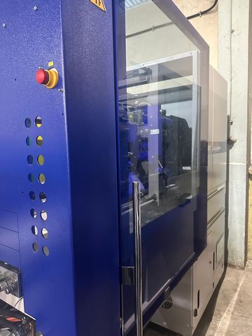 Wittmann-Battenfeld-EcoPower-wtryskarka-używana-Szczeppol-Łódź-Polska