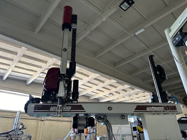 Robot - Wittmann W721